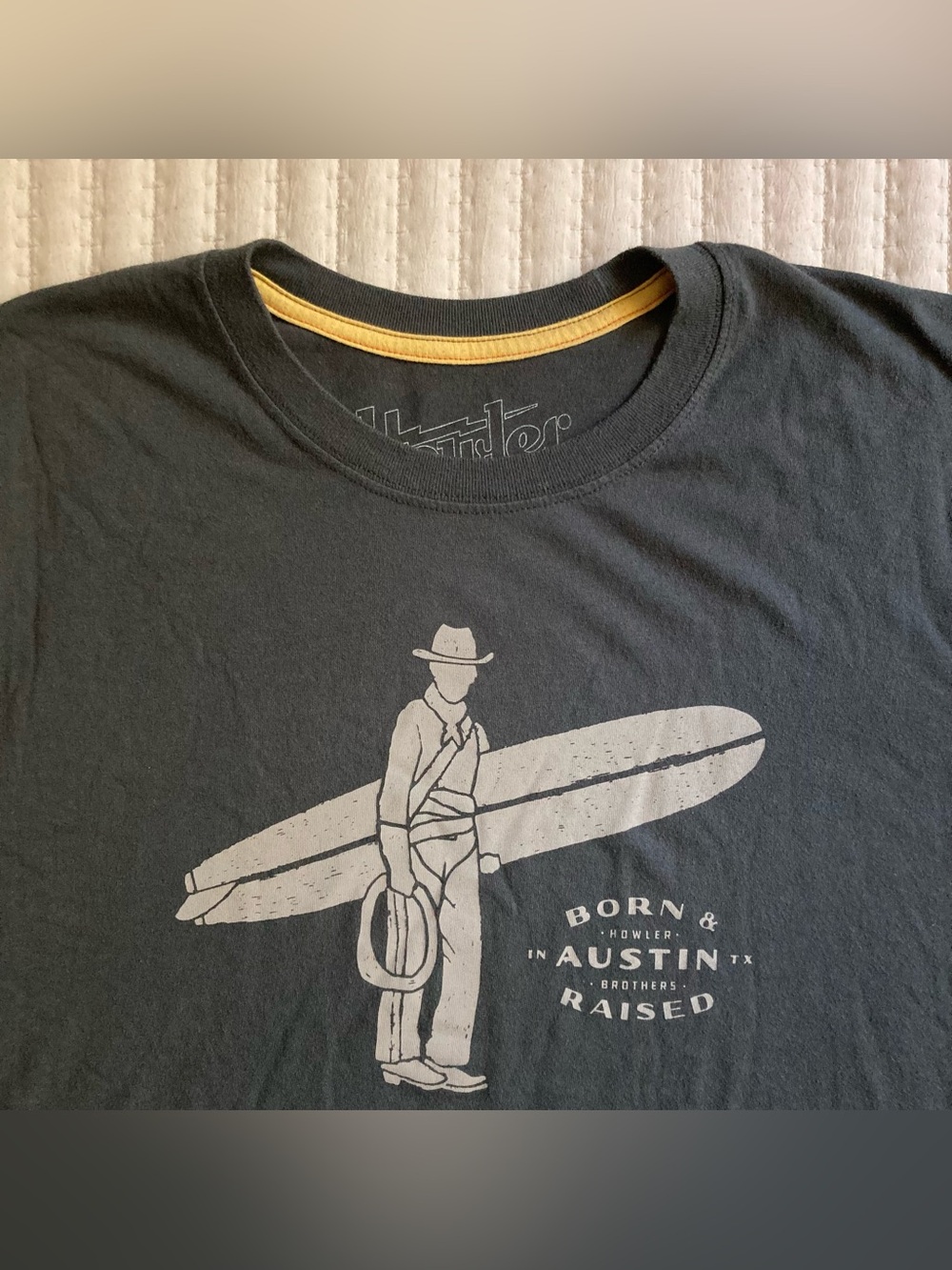 Howler Brothers Short Sleeve T Shirt Men’s Large Gray Surf Cowboy Austin Texas